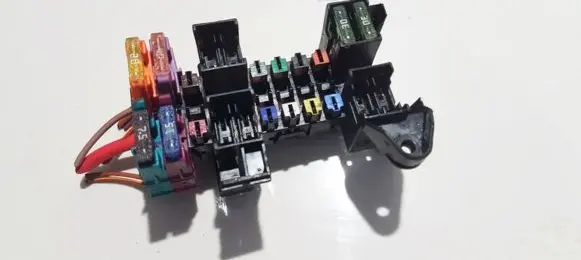 Mercedes-Benz CLC CL203 Fuse box set 2035400205 08200505
