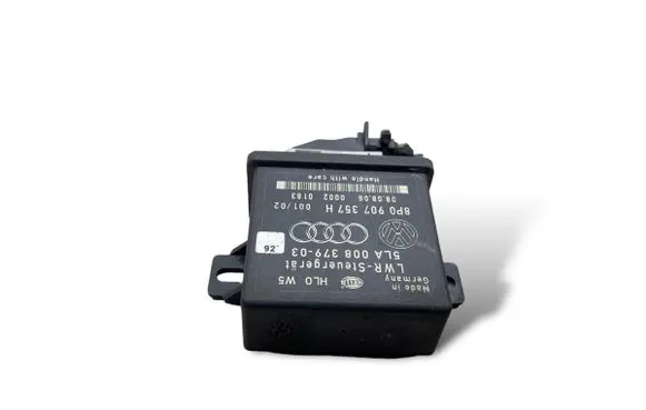 Audi A6 S6 C6 4F Light module LCM 5LA00837903 K5458 8P0907357H