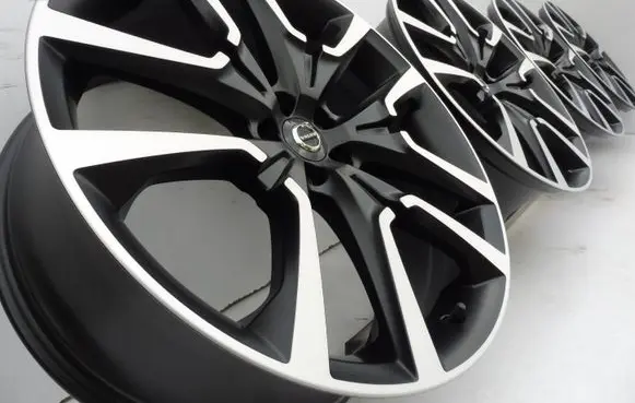 Volvo XC90 R22 alloy rim 31454328
