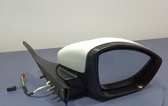 Peugeot 208 I Front door electric wing mirror 232673078