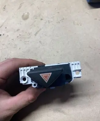 Ford Focus Hazard light switch 98AG13A350AD 220999