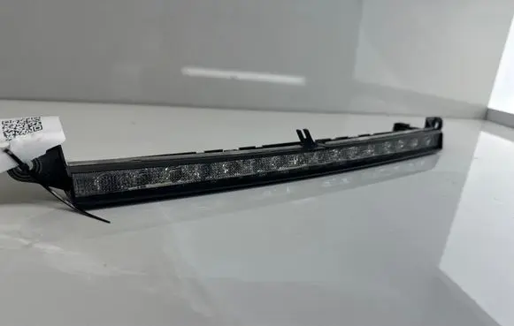 Mercedes-Benz C W203 Third/center stoplight A2038200456