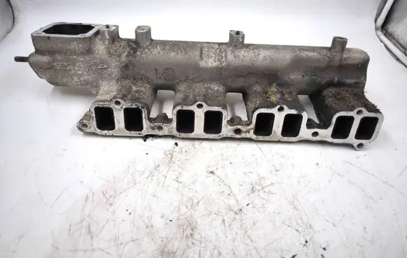 KIA Carnival Intake manifold