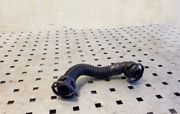 Volkswagen PASSAT B8 Breather/breather pipe/hose 