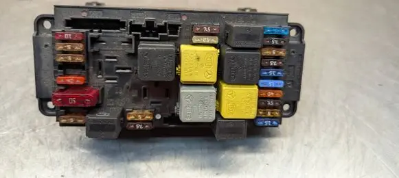 Mercedes-Benz CLK A209 C209 Fuse module 2095450201 5DK00848500