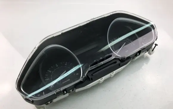 Peugeot 208 Speedometer (instrument cluster) 9675182780