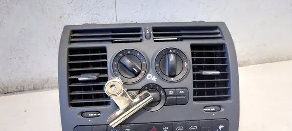 Mercedes-Benz Vito Viano W639 Climate control unit A6399060000 A6396800007 A6398701810