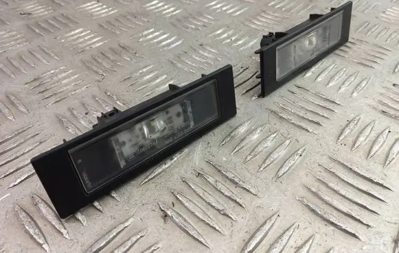 BMW X2 F39 Number plate light 7193294