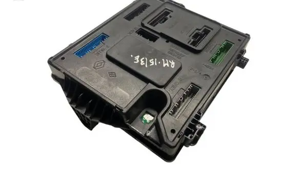 Renault Megane III Comfort/convenience module 284B13640R S180698201 A2C53284891