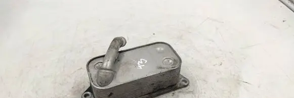 BMW 5 E60 E61 Engine oil radiator 7525333 3085818 5989070201