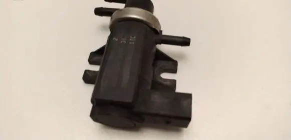 Skoda Octavia Mk1 (1U) Turbo solenoid valve 1J0906627