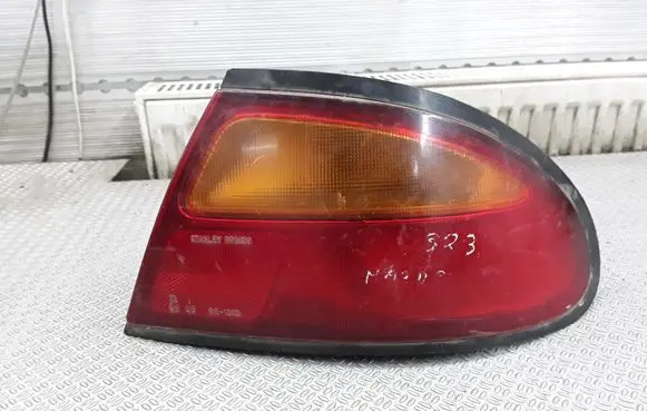 Mazda 323 F Rear/tail lights 0431439