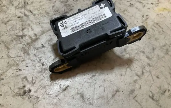 Audi Q7 4L ESP acceleration yaw rate sensor 7P0907652 HH73H02NDH 10170106593