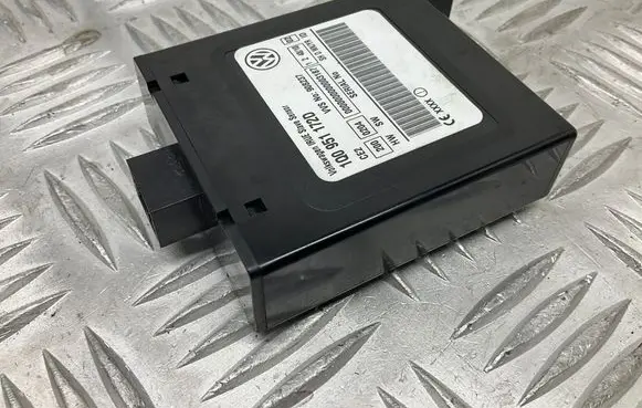 Volkswagen Eos Alarm control unit/module 1Q0951172D
