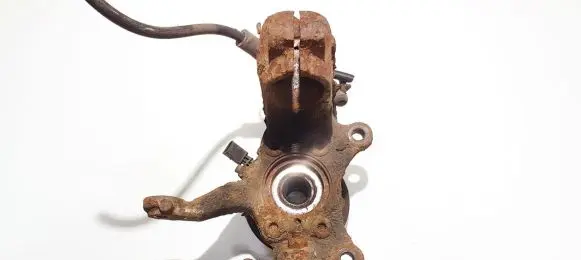 Skoda Octavia Mk2 (1Z) Front wheel hub