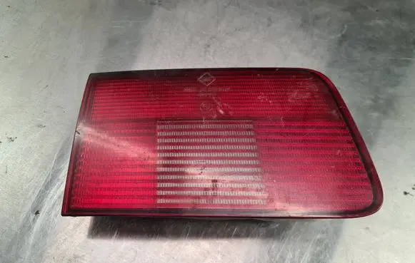 BMW 5 E39 Tailgate rear/tail lights 8371325 393405