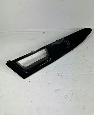 Ford Mondeo MK V Tailgate/trunk/boot open switch 