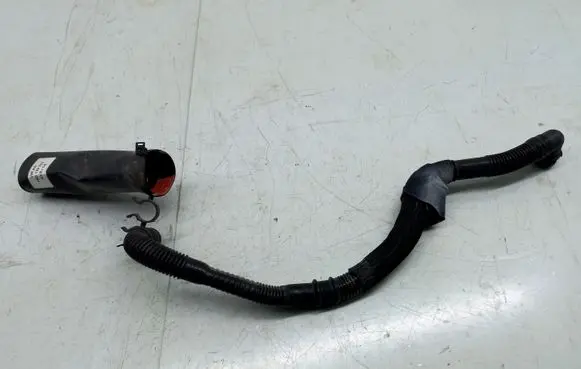 Volkswagen Jetta VI Intercooler hose/pipe 1K0129253