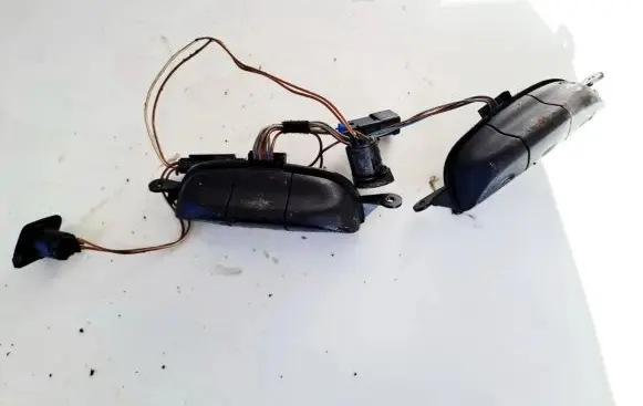 Opel Zafira A Steering wheel buttons/switches 90561159 6014387