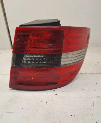 Mercedes-Benz B W245 Rear/tail lights A1698202164 A1698200377