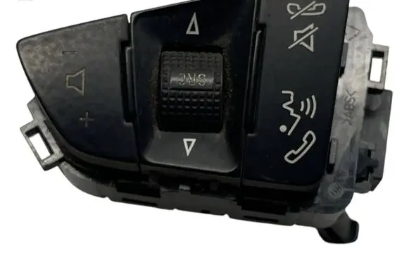 Opel Insignia A Steering wheel buttons/switches 13268686 11950A17KF