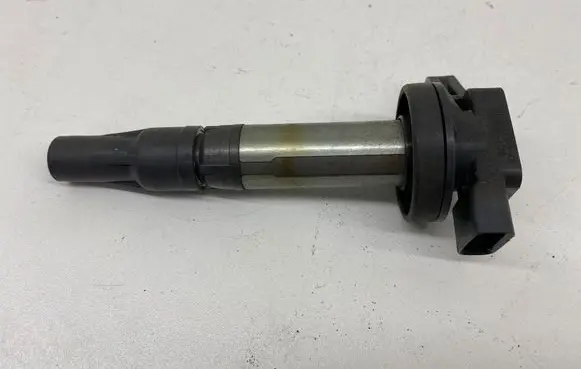Jaguar XJ X350 Ignition amplifier control unit 6R8312A366AA