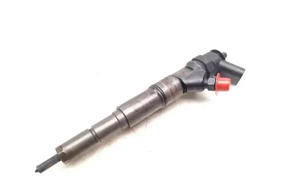 BMW X3 E83 Fuel injector 7793836 0445110216