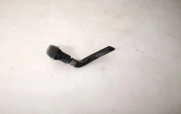 Chevrolet Captiva Windshield washer spray nozzle 