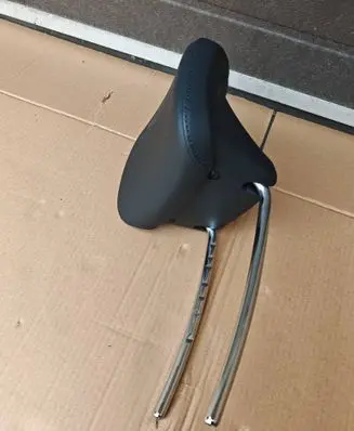KIA Niro Front seat headrest