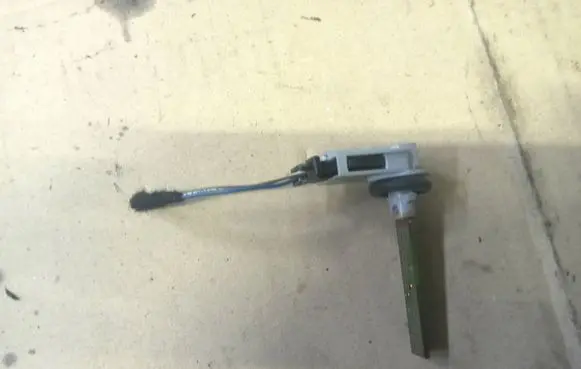 Volkswagen PASSAT B6 Interior temperature sensor 4b0820539