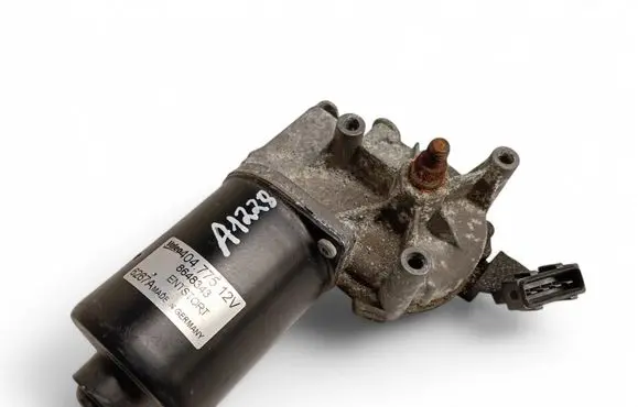 Volvo V70 Wiper motor 8648343