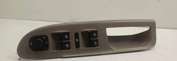 Volkswagen PASSAT B6 Electric window control switch 3C1867171B