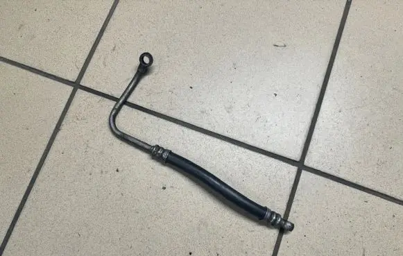 BMW 5 E39 Turbo turbocharger oiling pipe/hose