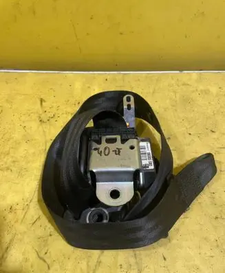 Seat Ibiza III (6L) Front seatbelt