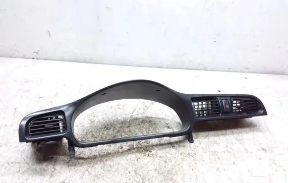 Subaru Legacy Dashboard trim