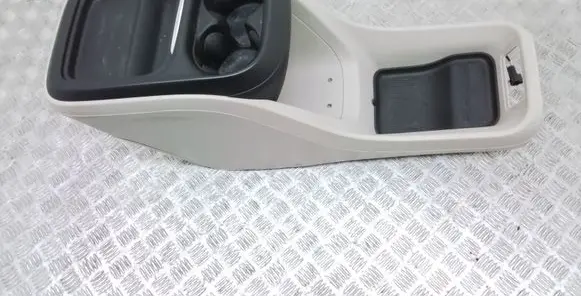 Chrysler Pacifica Center console AM86838PD2007