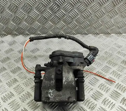 Nissan Juke II F16 Rear brake caliper 440102370R