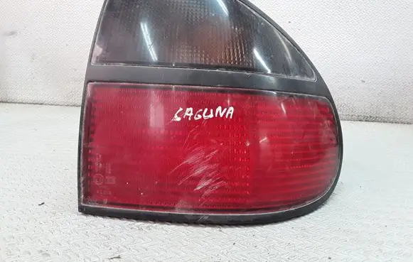 Renault Laguna I Rear/tail lights 7700820051