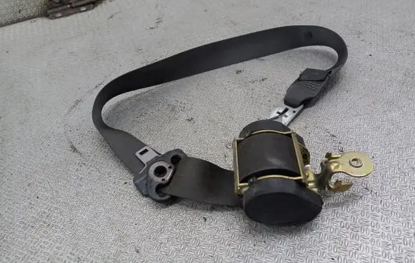Renault Scenic II - Grand scenic II Front seatbelt B506014