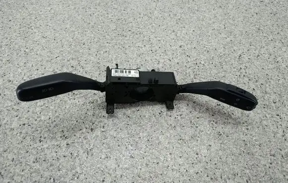 Skoda Fabia Mk2 (5J) Wiper turn signal indicator stalk/switch 7H0953503BL