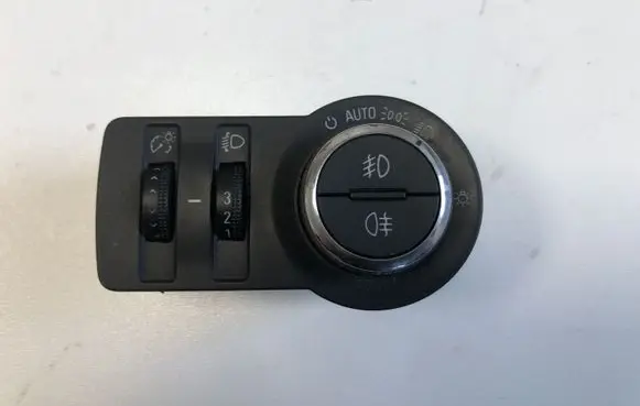 Opel Insignia A Light switch 13268694