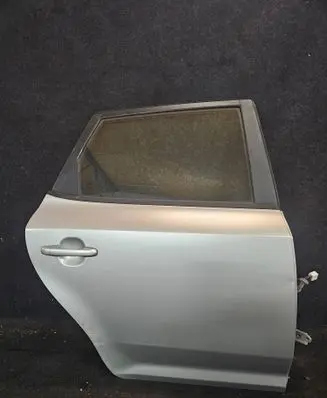 KIA Ceed Rear door