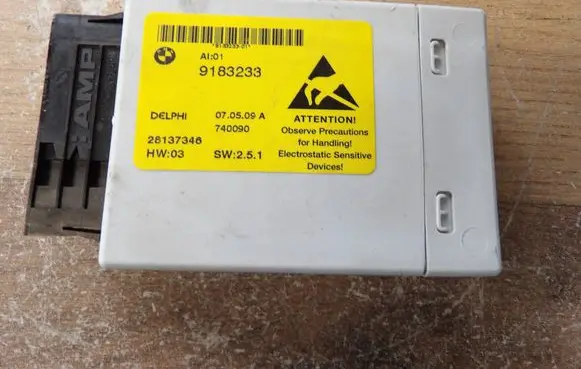 BMW 5 E60 E61 Center console control module 9183233 28137346 740090