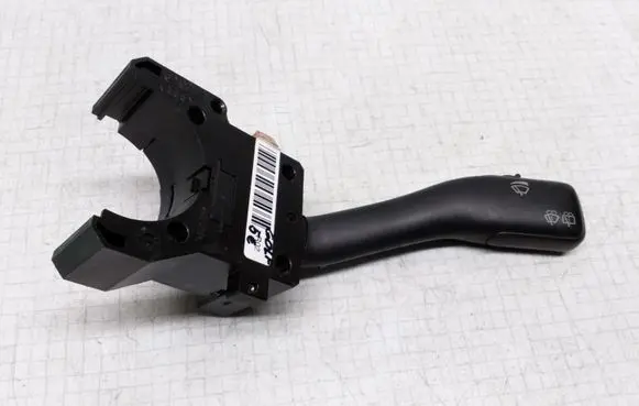 Volkswagen Golf IV Wiper control stalk 4B0953503F CZK0301202012