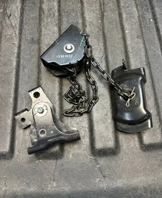 Toyota Hilux VIII Spare wheel mounting bracket 519000K130