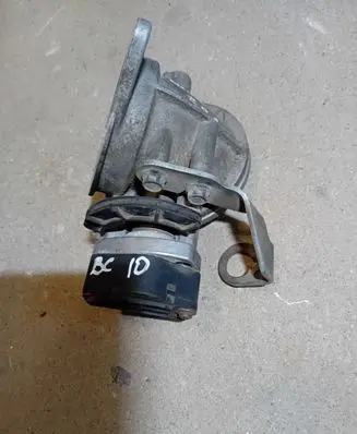 BMW 5 E39 Throttle valve 13631703562