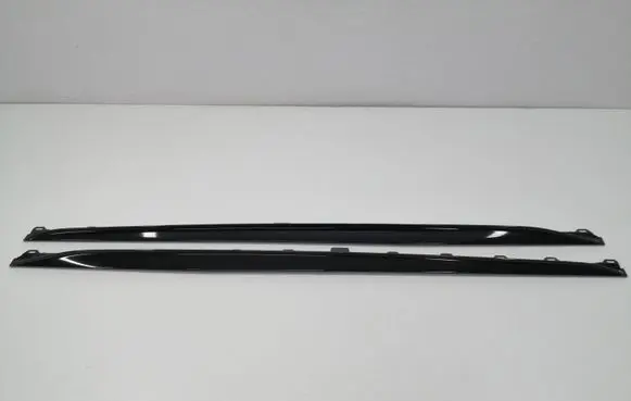 Sill/side skirt trim