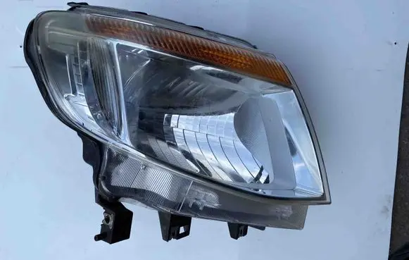 Ford Ranger Headlight/headlamp E111755613