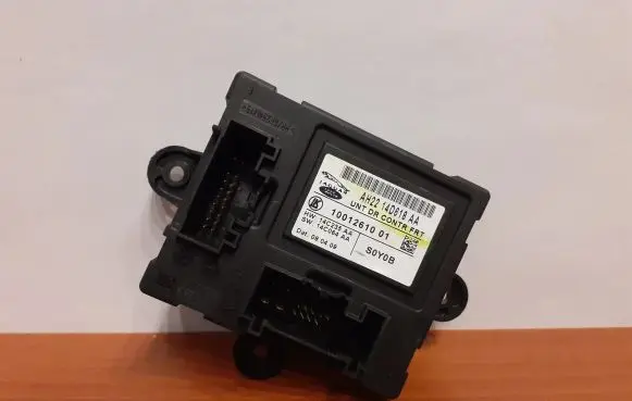 Jaguar XF X250 Door control unit/module 2867 AH2214D618AA