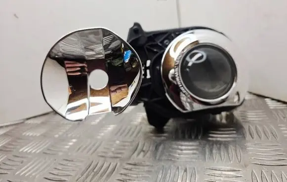 BMW 5 E60 E61 Headlight part 15910800 158696 15869601